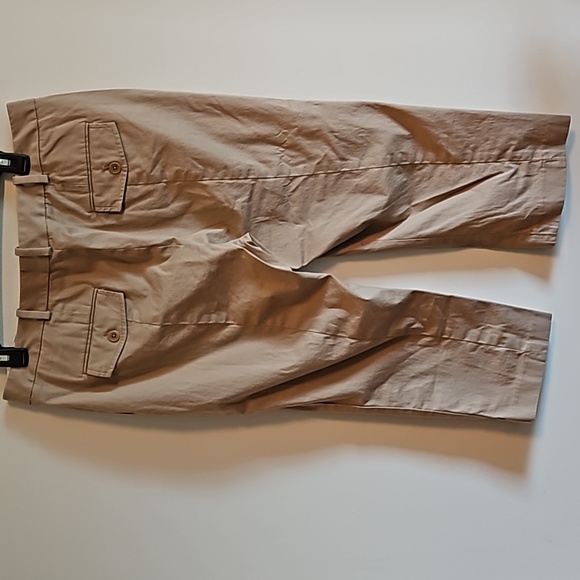 Talbots size 12 tan Signature fit capri - Picture 3 of 5